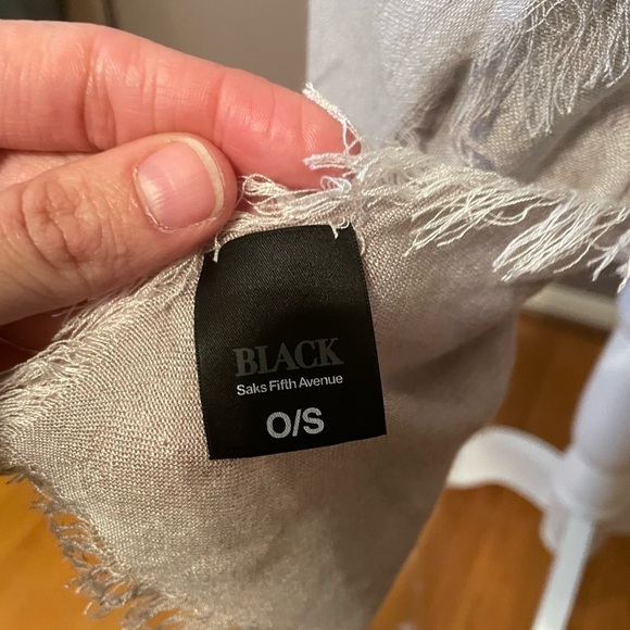 Saks Fifth Avenue Black Label Gray Modal and Cashmere Scarf - Picture 7 of 10